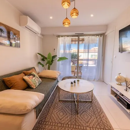 Lumineux, Confort, Wifi & Terrace & Parking 公寓
