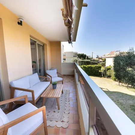 Apartamento Lumineux, Confort, Wifi & Terrace & Parking *